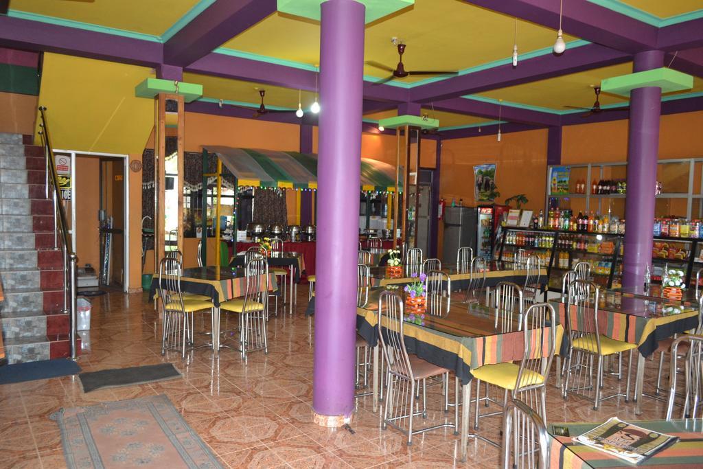 Old Mahawasala Hotel Bambaragaleyaya Buitenkant foto