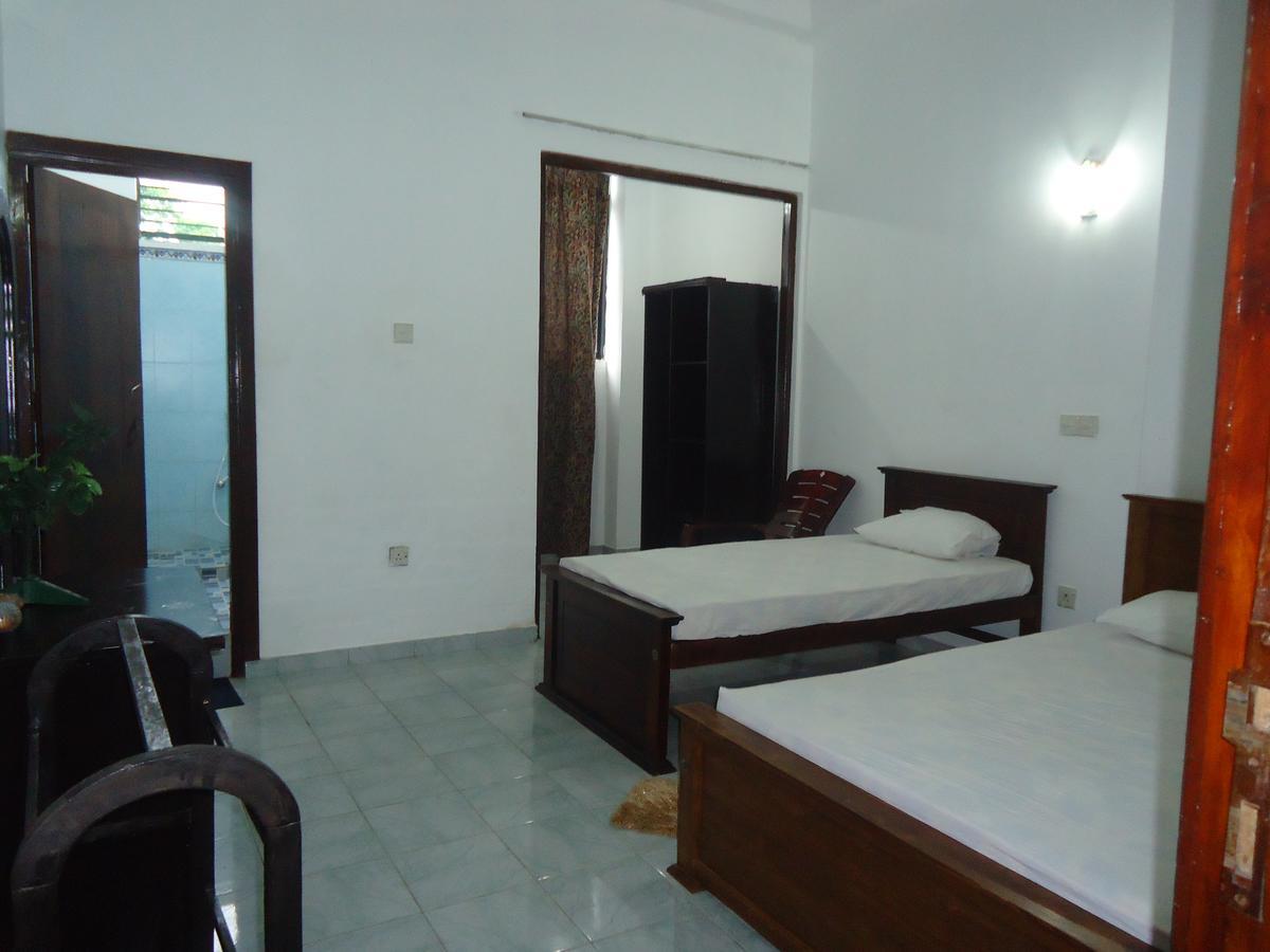 Old Mahawasala Hotel Bambaragaleyaya Buitenkant foto