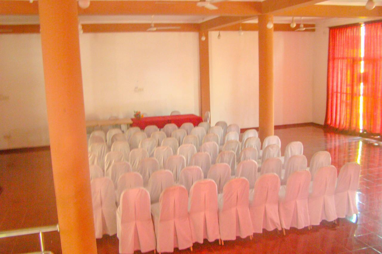 Old Mahawasala Hotel Bambaragaleyaya Buitenkant foto
