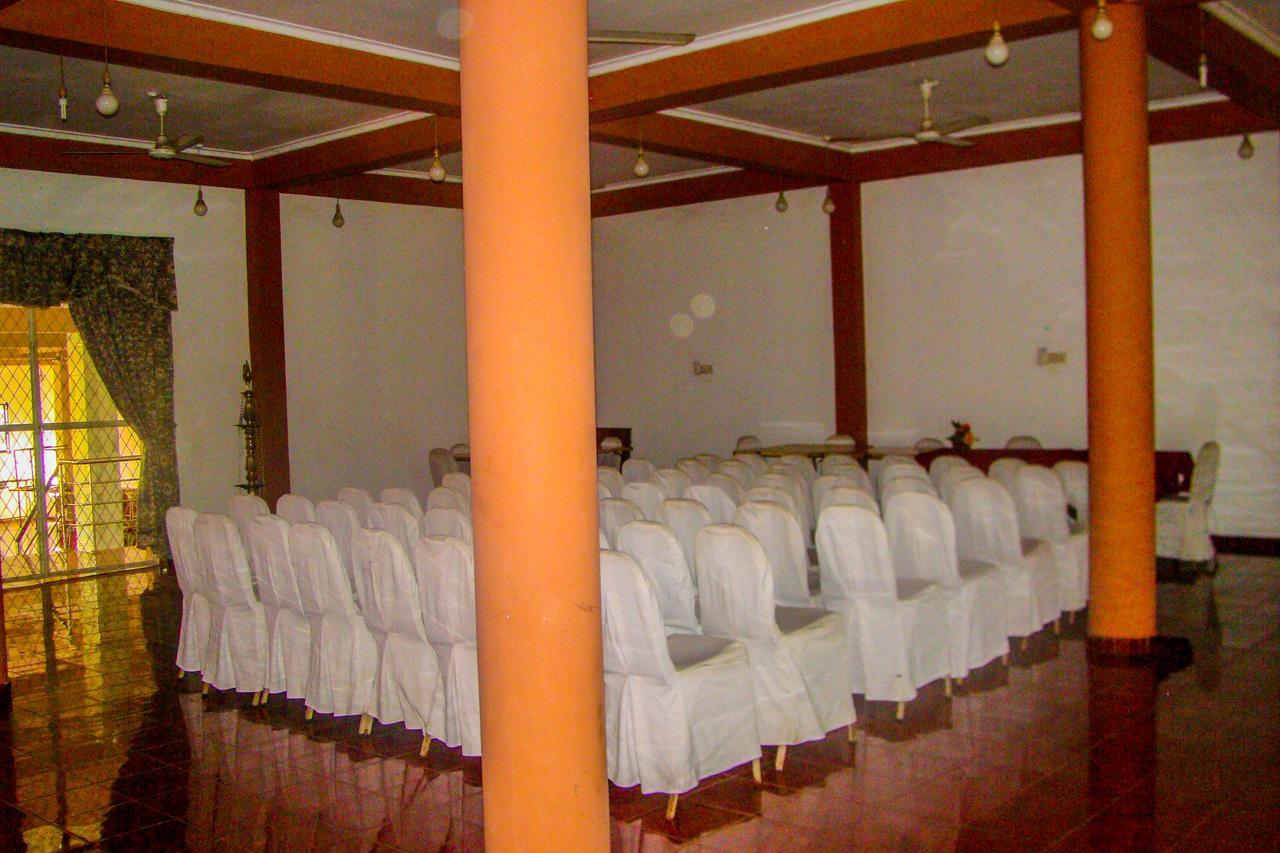 Old Mahawasala Hotel Bambaragaleyaya Buitenkant foto