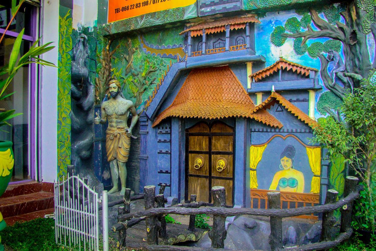 Old Mahawasala Hotel Bambaragaleyaya Buitenkant foto