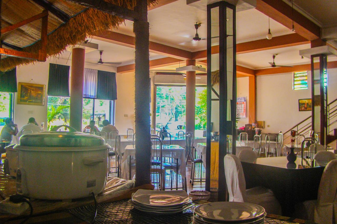 Old Mahawasala Hotel Bambaragaleyaya Buitenkant foto